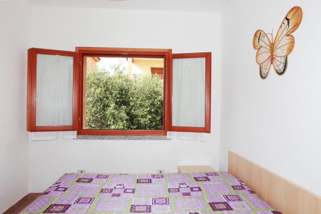 Appartamenti Ideal Isola Rossa Exterior foto